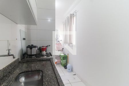 Cozinha de apartamento para alugar com 2 quartos, 55m² em Jundiapeba, Mogi das Cruzes