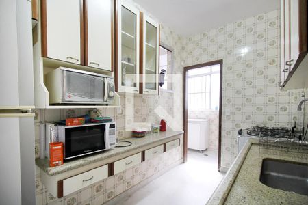 Apartamento à venda com 150m², 3 quartos e 2 vagasCozinha