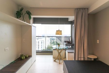 Apartamento à venda com 24m², 1 quarto e sem vagaSala/Quarto