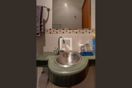 Casa à venda com 840m², 3 quartos e 6 vagasBanheiro de Serviço 2