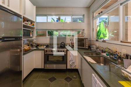 Casa à venda com 840m², 3 quartos e 6 vagasCozinha