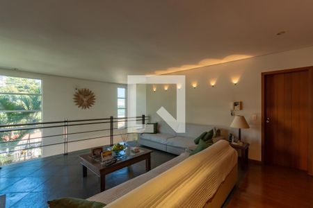 Sala 2 de casa à venda com 3 quartos, 840m² em Castelo, Belo Horizonte