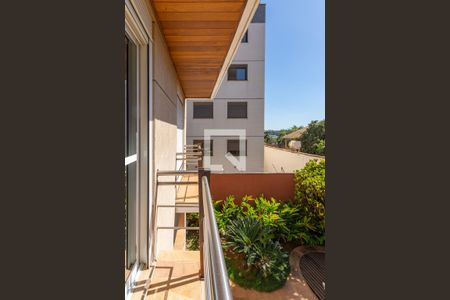 Casa à venda com 840m², 3 quartos e 6 vagasSuíte 2 - Sacada
