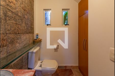 Casa à venda com 840m², 3 quartos e 6 vagasLavabo