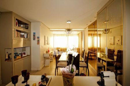 Sala de apartamento à venda com 3 quartos, 102m² em Vale do Sereno, Nova Lima
