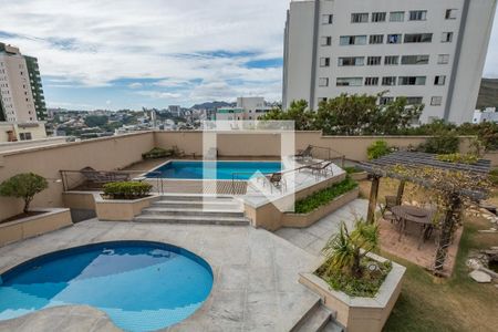 Apartamento à venda com 180m², 3 quartos e 3 vagasPiscina