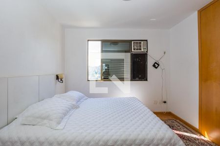 Apartamento à venda com 180m², 3 quartos e 3 vagasSuíte