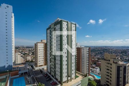 Apartamento à venda com 180m², 3 quartos e 3 vagasQuarto 2