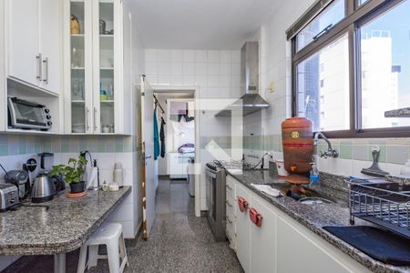Apartamento à venda com 180m², 3 quartos e 3 vagasCozinha