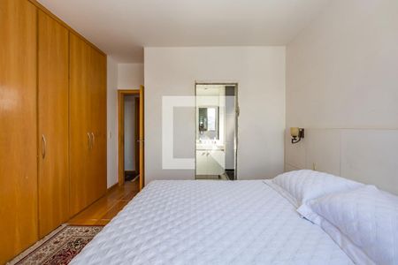 Apartamento à venda com 180m², 3 quartos e 3 vagasSuíte