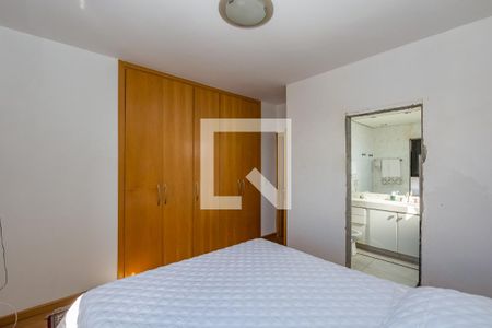 Apartamento à venda com 180m², 3 quartos e 3 vagasSuíte