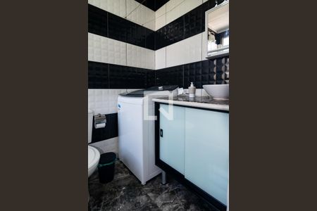 Banheiro / Área de Serviço de apartamento para alugar com 1 quarto, 30m² em Bela Vista, São Paulo