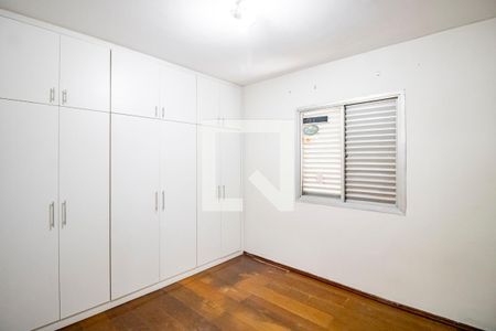 Quarto 01 de apartamento à venda com 2 quartos, 58m² em Vila Monumento, São Paulo