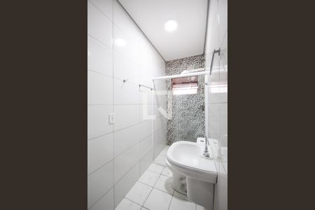 Banheiro de casa para alugar com 1 quarto, 75m² em Novo Osasco, Osasco