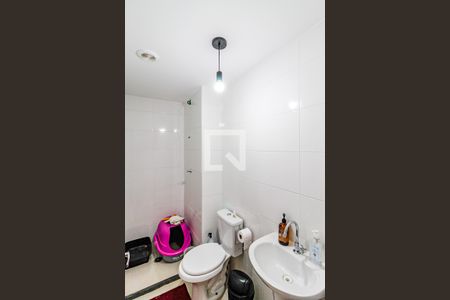 Banheiro de apartamento à venda com 1 quarto, 24m² em Santo Amaro, São Paulo