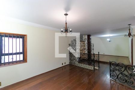 Sala 01 de casa para alugar com 8 quartos, 650m² em Parque Taquaral, Campinas