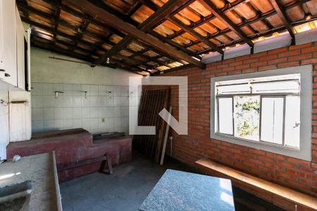 Casa à venda com 710m², 4 quartos e 10 vagasVaranda gourmet