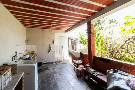 Casa à venda com 710m², 4 quartos e 10 vagasÁrea de Serviço