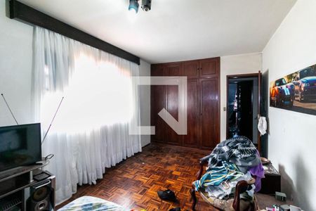 Casa à venda com 710m², 4 quartos e 10 vagasQuarto 3