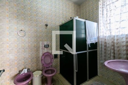 Casa à venda com 710m², 4 quartos e 10 vagasBanheiro Social 2