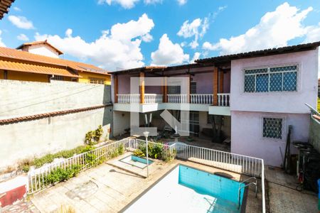 Casa à venda com 710m², 4 quartos e 10 vagasPiscina