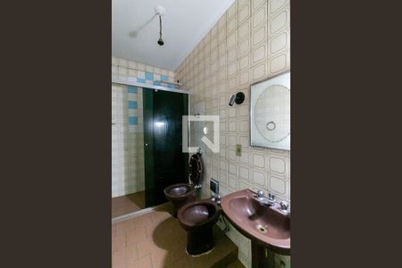 Casa à venda com 710m², 4 quartos e 10 vagasBanheiro Social