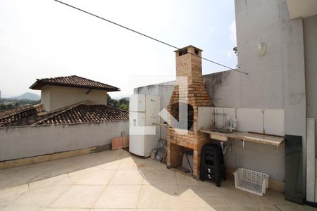 Casa de condomínio para alugar com 400m², 5 quartos e 2 vagasCasa 2 Fundos - Área Externa