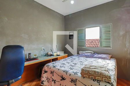 Casa à venda com 240m², 6 quartos e 2 vagasQuarto 2