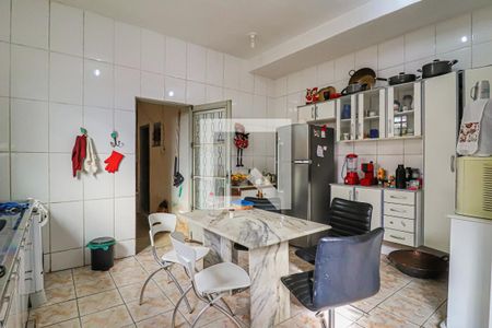 Casa à venda com 240m², 6 quartos e 2 vagasCozinha