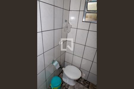 Casa à venda com 150m², 3 quartos e 4 vagas Casa à venda com 150m², 3 quartos e 4 vagasBanheiro da Suíte 1