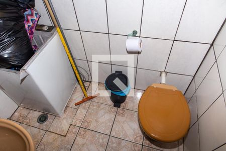 Casa à venda com 150m², 3 quartos e 4 vagas Casa à venda com 150m², 3 quartos e 4 vagasBanheiro social