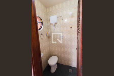 Casa à venda com 400m², 3 quartos e 2 vagasBanheiro de Serviço