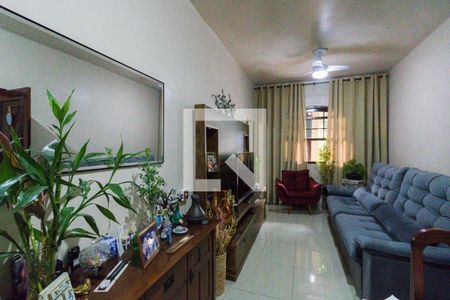 Casa à venda com 400m², 3 quartos e 2 vagasSala