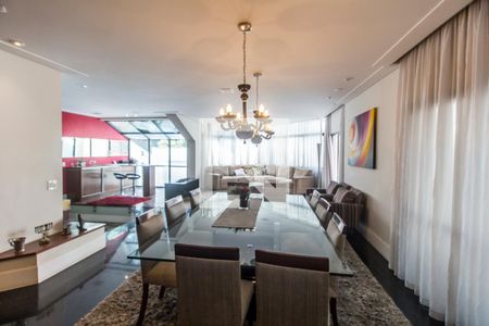 Sala de casa de condomínio à venda com 4 quartos, 800m² em Residencial Dez (Alphaville), Santana de Parnaíba