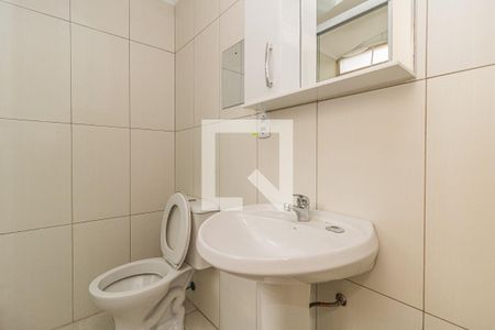 Banheiro da Suíte de apartamento para alugar com 1 quarto, 37m² em Centro Histórico, Porto Alegre