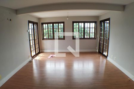 Sala de casa à venda com 4 quartos, 194m² em Maria Paula, Niterói