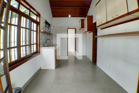 Casa à venda com 194m², 4 quartos e 2 vagasCozinha