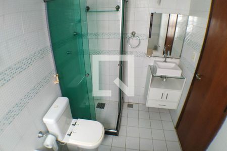 Casa à venda com 194m², 4 quartos e 2 vagasBanheiro suite