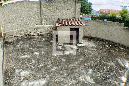 Casa à venda com 194m², 4 quartos e 2 vagasÁrea Externa