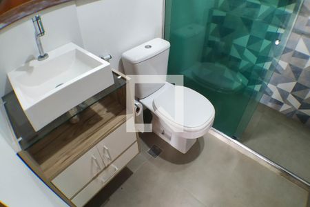 Casa à venda com 194m², 4 quartos e 2 vagasBanheiro Social