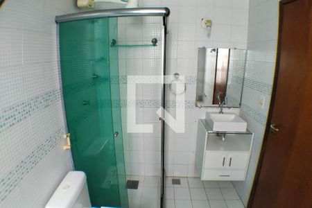 Casa à venda com 194m², 4 quartos e 2 vagasBanheiro suite