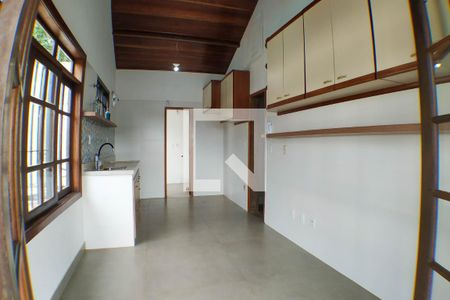 Casa à venda com 194m², 4 quartos e 2 vagasCozinha