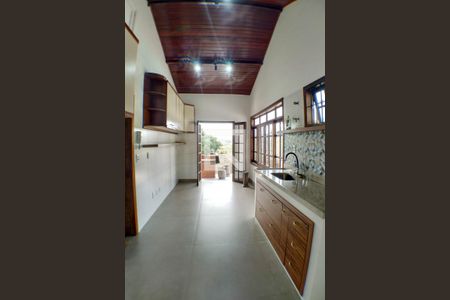 Casa à venda com 194m², 4 quartos e 2 vagasCozinha