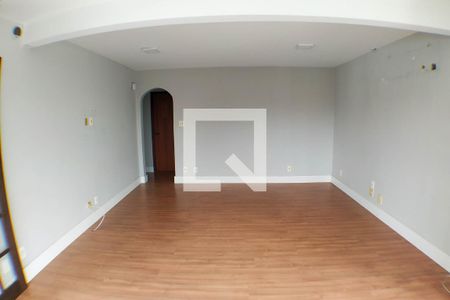 Sala de casa à venda com 4 quartos, 194m² em Maria Paula, Niterói
