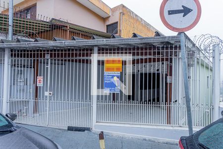 Casa para alugar com 150m², 4 quartos e 1 vagaFachada