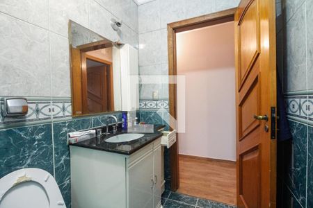 Casa à venda com 369m², 3 quartos e 7 vagas Casa à venda com 369m², 3 quartos e 7 vagasBanheiro Social