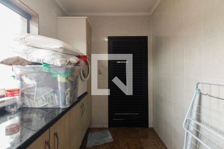 Casa à venda com 369m², 3 quartos e 7 vagas Casa à venda com 369m², 3 quartos e 7 vagasÁrea de Serviço