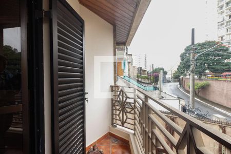 Casa à venda com 369m², 3 quartos e 7 vagas Casa à venda com 369m², 3 quartos e 7 vagasVaranda Suíte