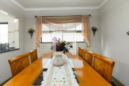 Casa à venda com 369m², 3 quartos e 7 vagas Casa à venda com 369m², 3 quartos e 7 vagasCozinha