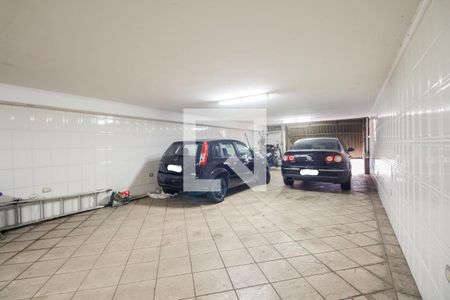 Casa à venda com 369m², 3 quartos e 7 vagas Casa à venda com 369m², 3 quartos e 7 vagasGaragem